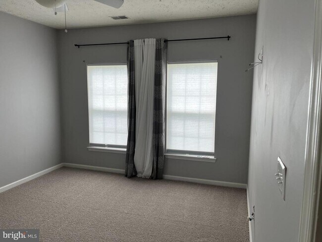 Building Photo - 2503 Amber Orchard Ct W