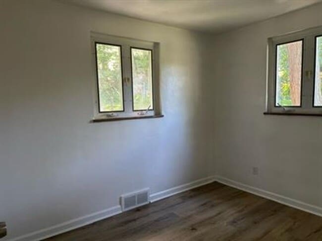 Building Photo - 4652 Old William Penn Hwy