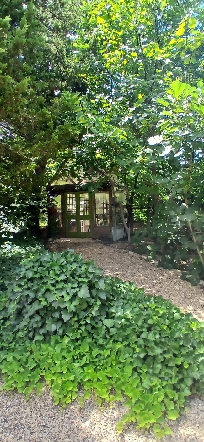 Building Photo - 8635 San Benito Way