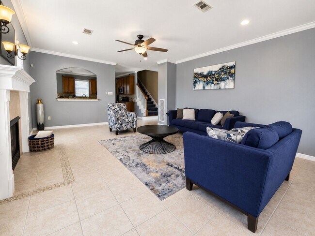 Building Photo - 2409 Deerwood Ct