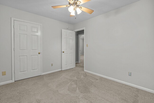 Building Photo - Charming 4-Bedroom Home for Rent in Chesapeake