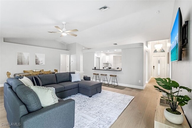 Building Photo - 45 Wickliffe Dr