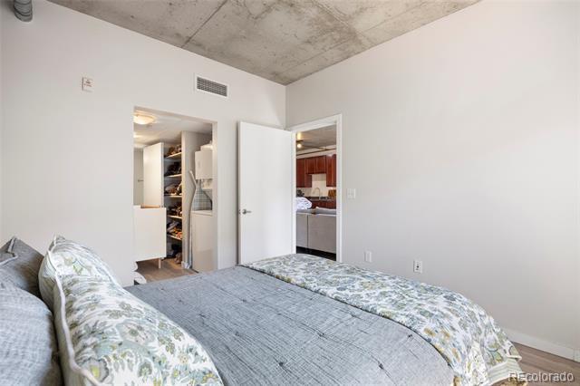 Building Photo - 1475 Delgany St