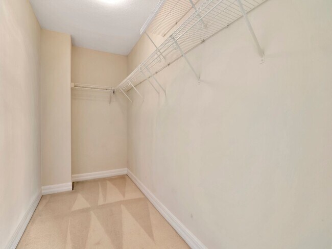 Building Photo - Waterfront Penthouse Living – Luxury 3 Bedroom / 2 Bath Condo on the Water