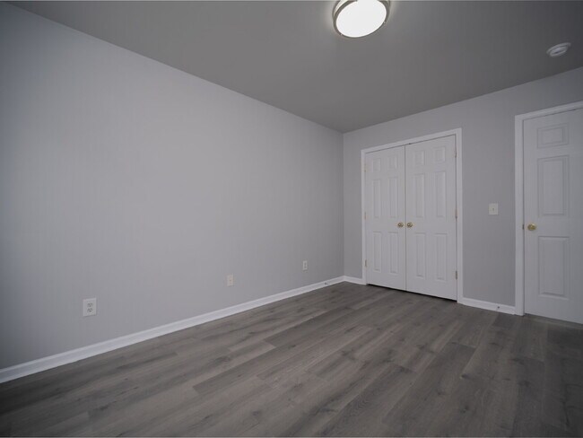 Building Photo - 1030 Boxelder Ln