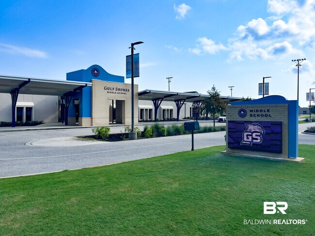 Building Photo - 6415 Schoel Ln