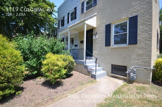 Building Photo - 1119 Colonial Ave
