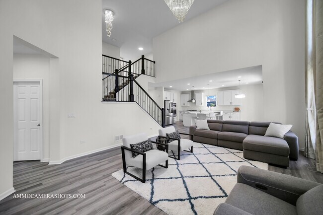 Building Photo - 12504 S Cherry Blossom Blvd