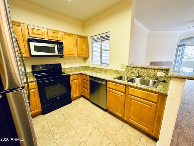 Building Photo - 5335 E Shea Blvd