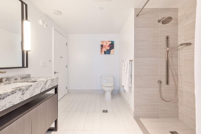 Building Photo - 290 Congress St