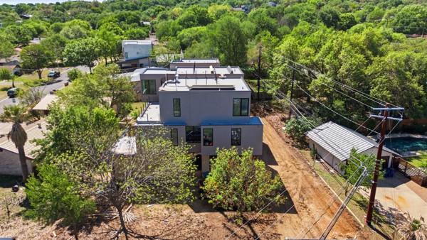 Building Photo - 1403 Barton Hills Dr