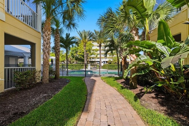 Building Photo - 2516 Coral Ct.