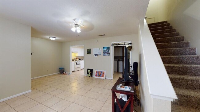 Building Photo - 1809 Treehouse Trail