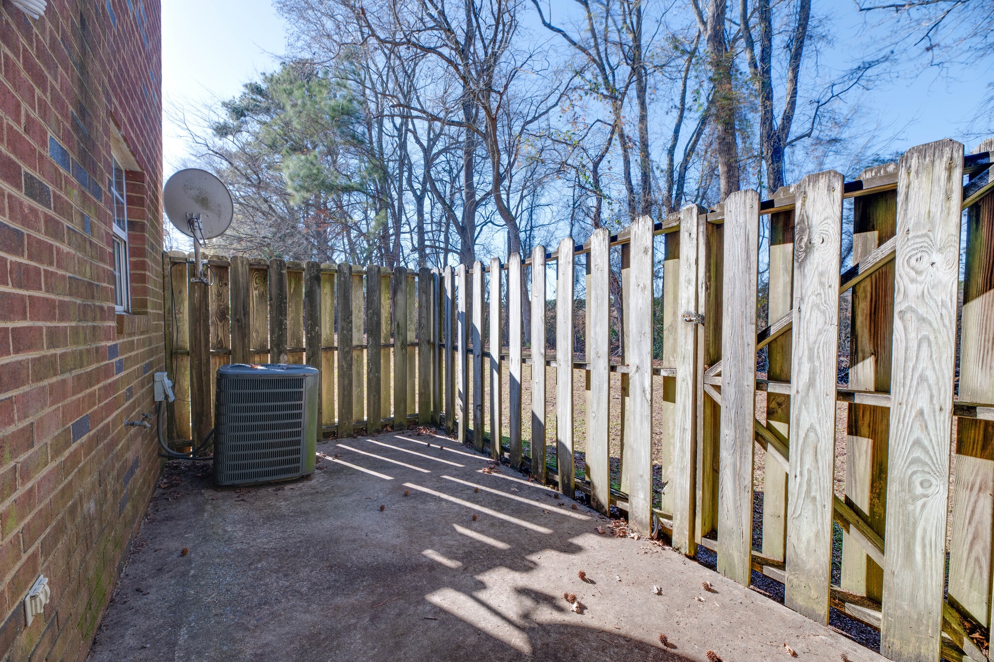 Outside patio - - 1216 Allen Rd