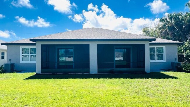 Building Photo - 160 Coral Reef Ct N