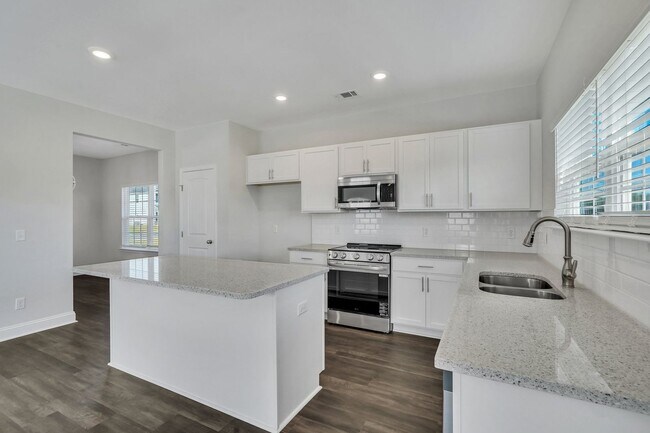 Building Photo - New Construction 4BR Home in Guyton Station – Spacious & Modern Living