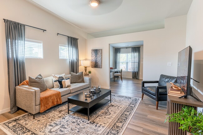 Building Photo - 147 Spartan Circle
