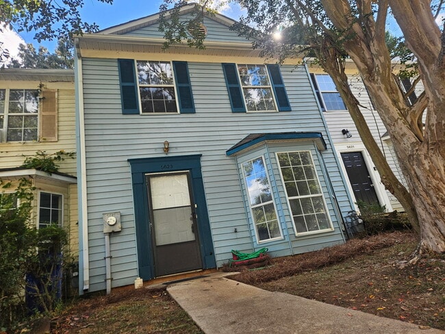 Primary Photo - 5623 Stonington Trace Pkwy