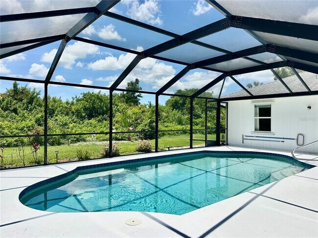 Building Photo - 5024 Southern Pine Cir