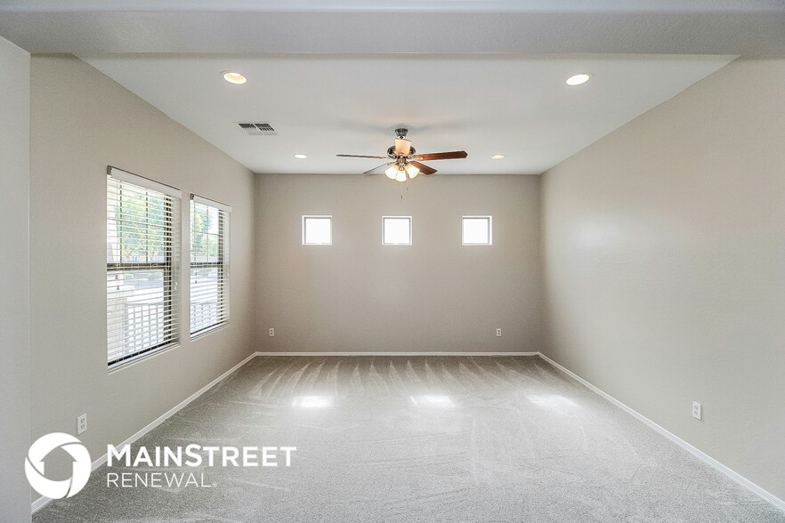 Building Photo - 8738 S 57th Dr