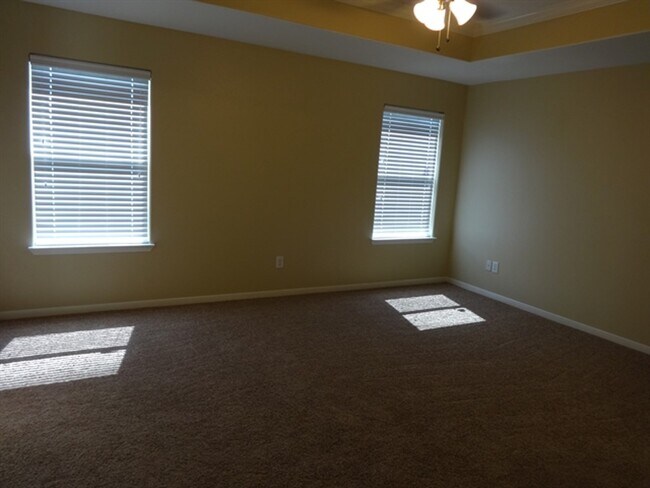 Building Photo - 8102 Sweetstone Bluff Ln
