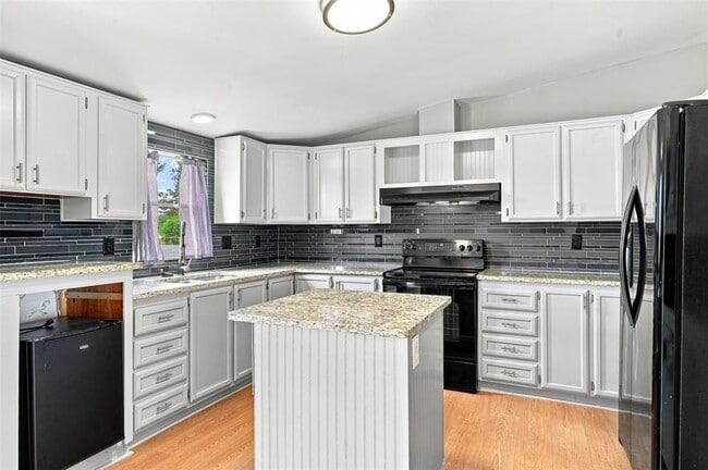 Building Photo - 1151 Heidenreich Ln
