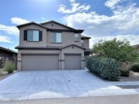 Building Photo - 9450 N Andrina Dr