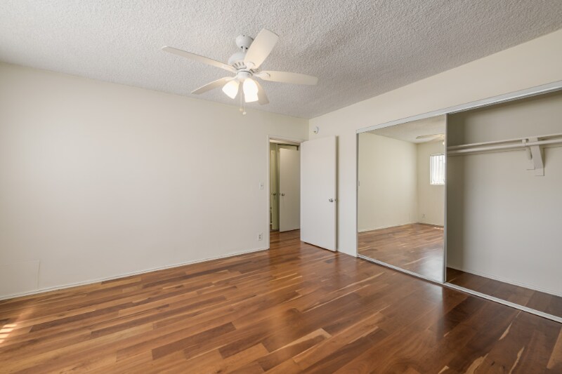 Building Photo - 1808 N Harvard Blvd