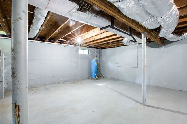 Building Photo - 171 Newell Ave