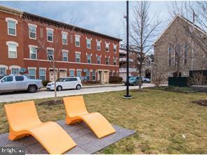 Building Photo - 1213 Clymer St