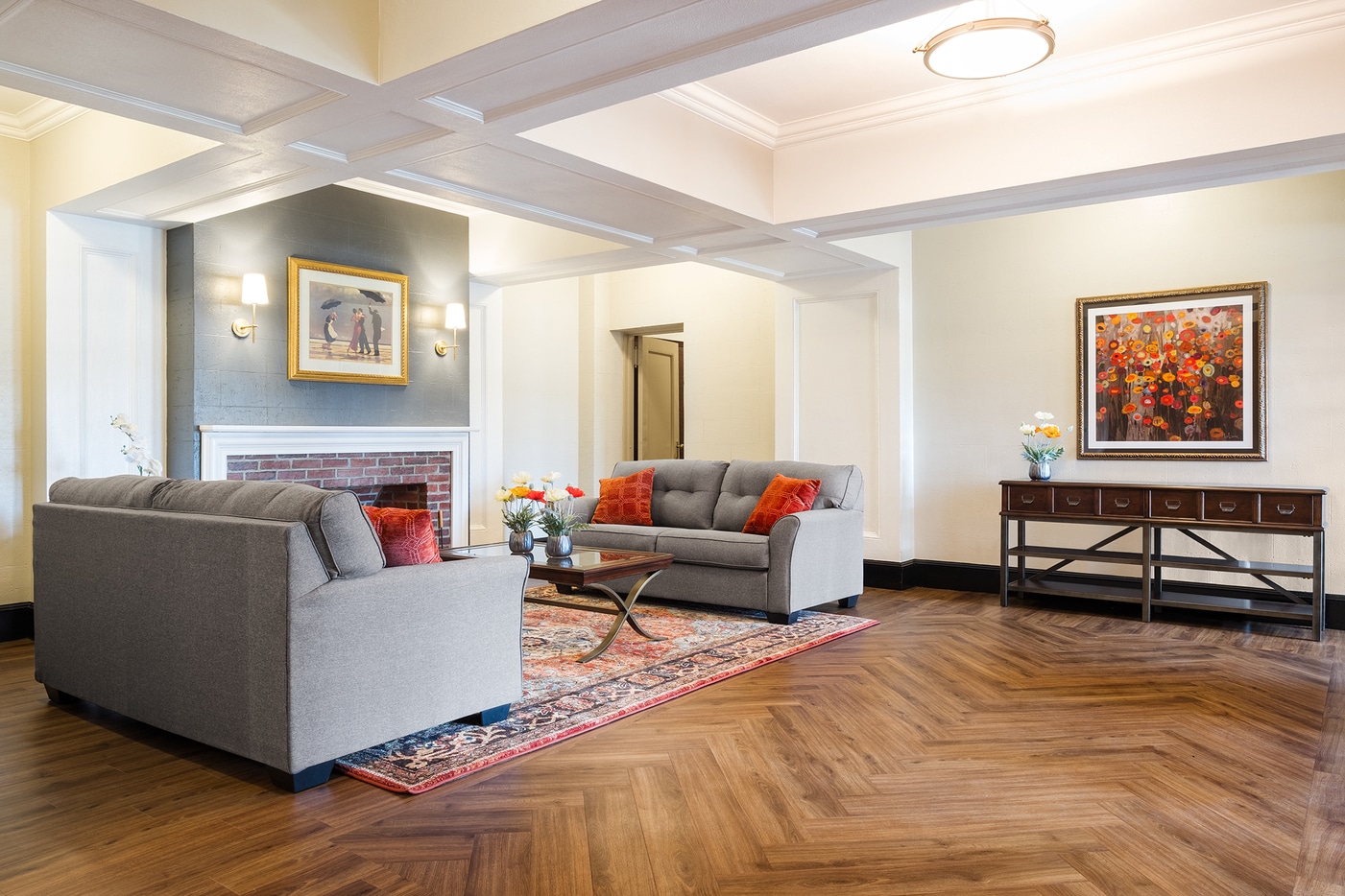 Building Photo - 550 Belmont St