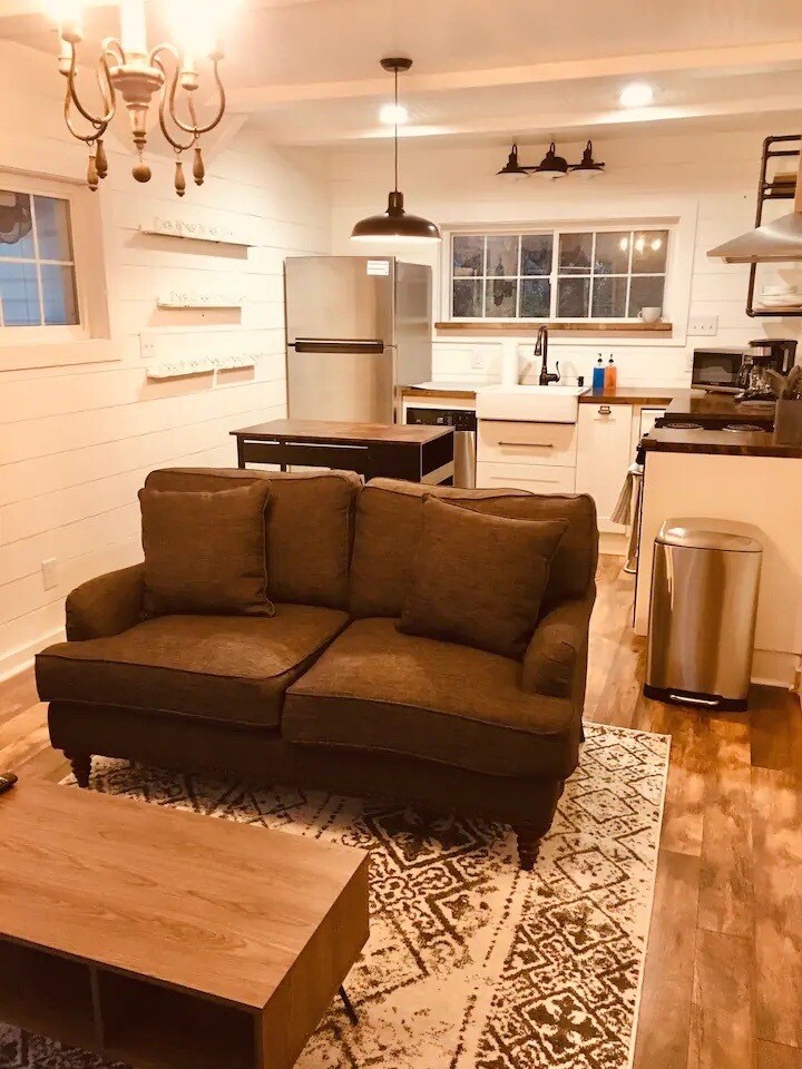 Another view of the kitchen from the living room - 510 Auburndale Ave