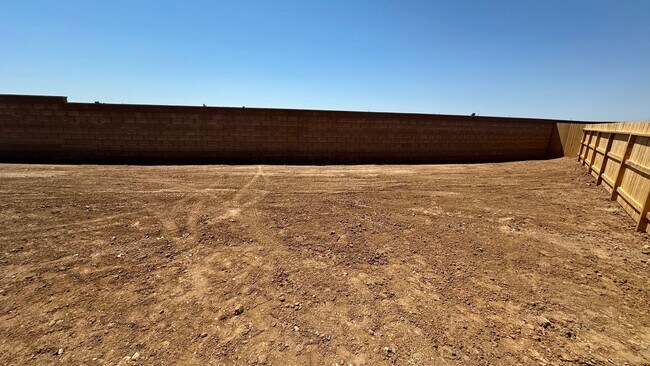 Building Photo - Coyote Run Duplexes