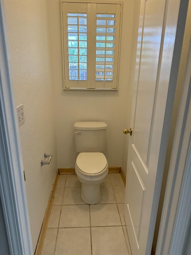 Building Photo - 3741 W Stuart Ave