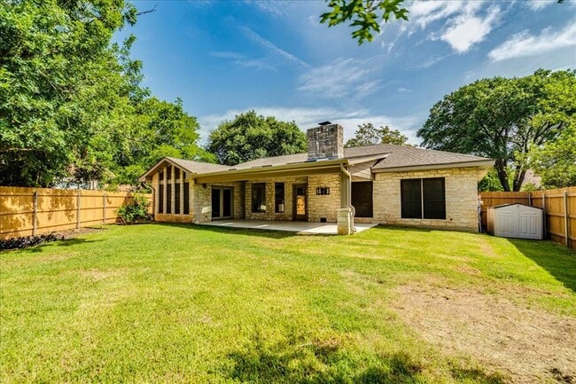 Building Photo - 5305 Dry Wells Rd