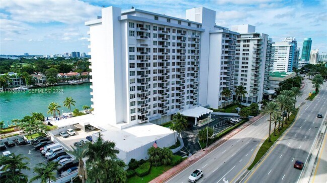 Building Photo - 5700 Collins Ave