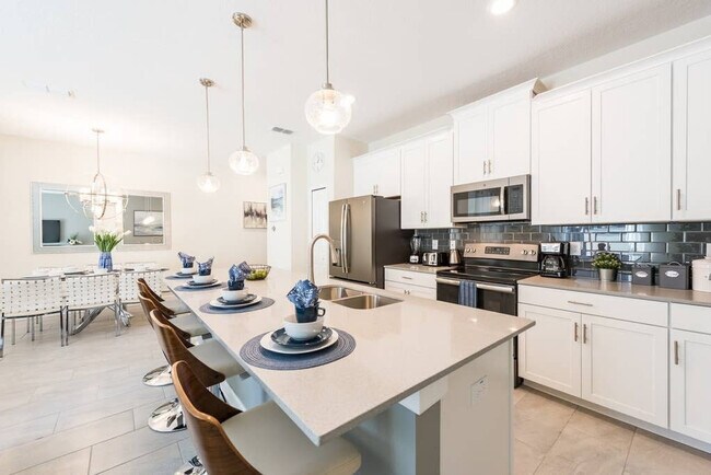 Building Photo - 4816 Love Storey Ln