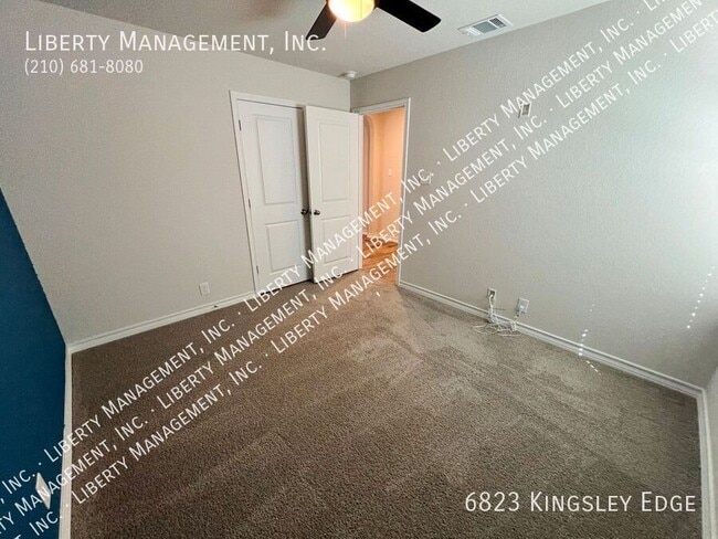 Building Photo - 6823 Kingsley Edge