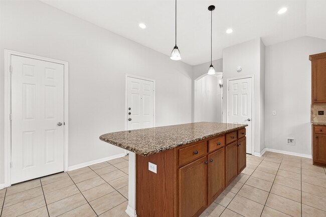 Building Photo - 6030 Wildbriar Ln