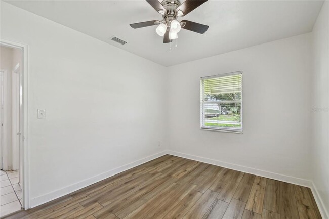 Building Photo - 3808 S Grady Ave