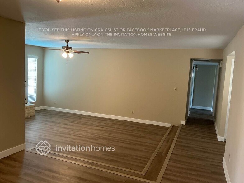 Building Photo - 1534 W Nopal Ave