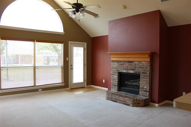 Building Photo - 6202 Crestmere Ln