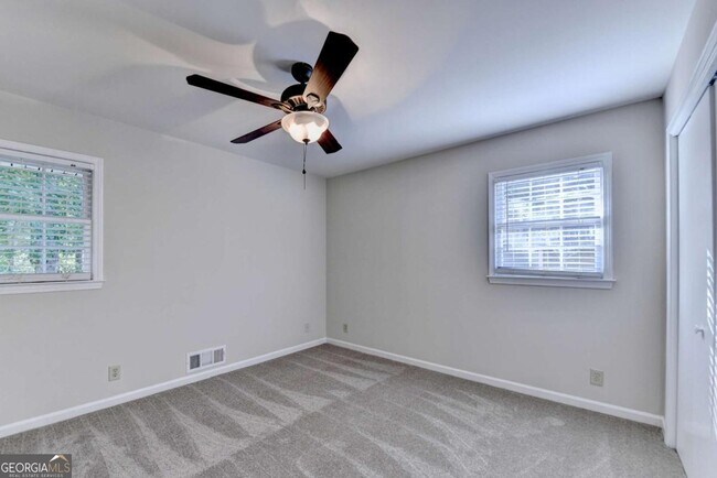 Building Photo - 478 Dorsey Cir SW