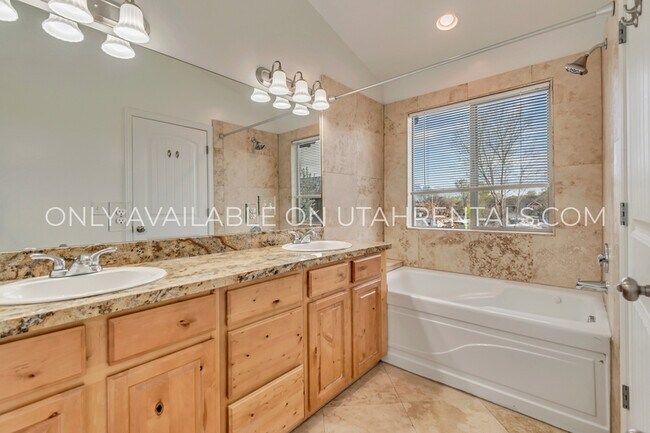 Building Photo - 279 Ailee Lane