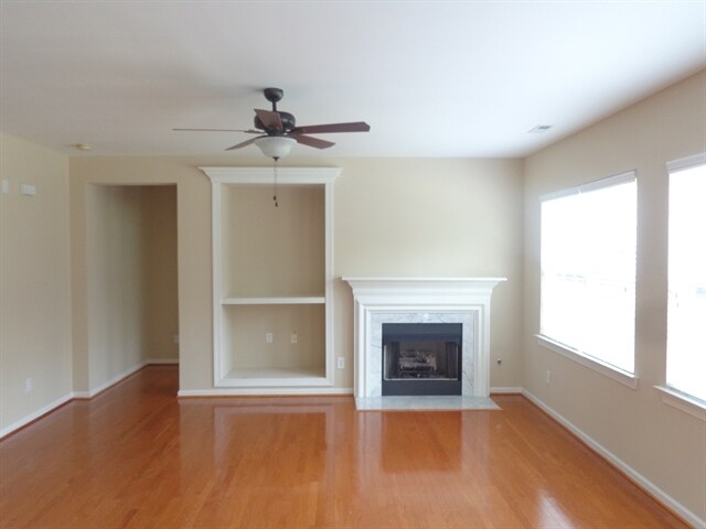 Building Photo - 6108 The Meadows Ln