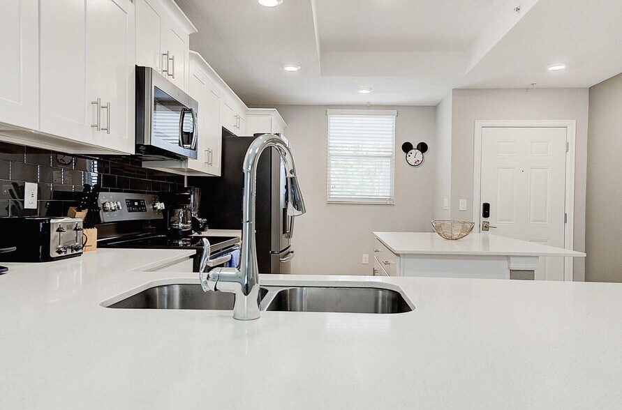 Building Photo - 4731 Clock Tower Dr