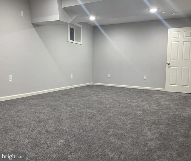 Building Photo - 13216 Chestnut Oak Dr