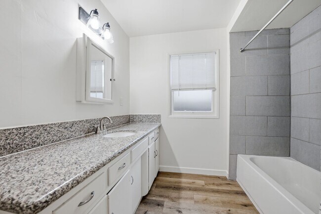 Building Photo - 6269 Mary Ln Dr