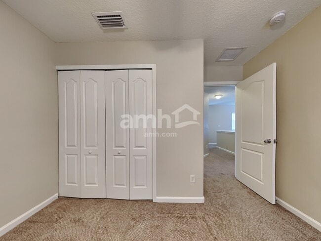 Building Photo - 428 Monet Ave