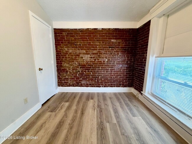 Building Photo - 1507 W Jefferson St